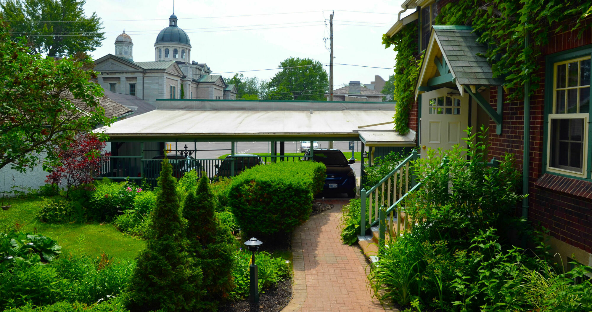 Hochelaga Inn Kingston Exterior foto